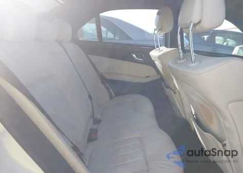 2014 Mercedes-Benz E 550 4Matic из США, поврежденный, VIN WDDHF9BB0EA902773